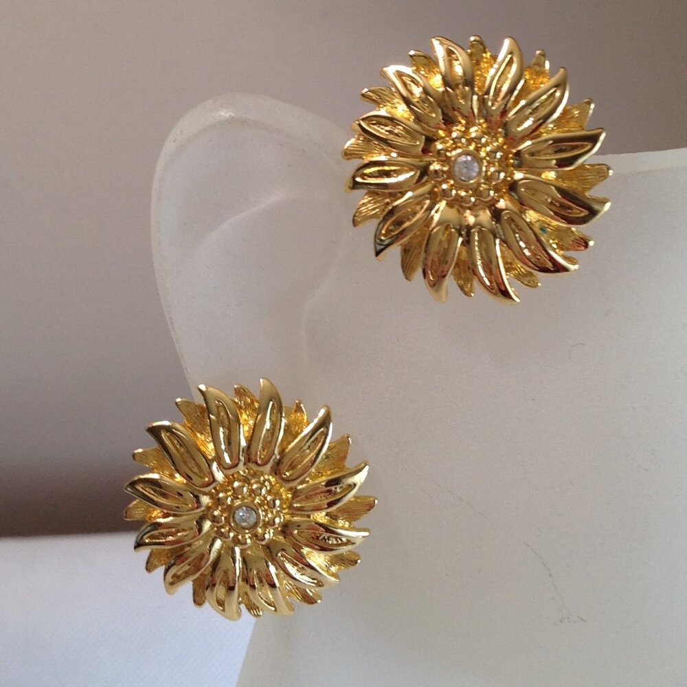 Vintage Joan Rivers Sunflower Rhinestone Accent Gold Tone Clip On Earrings